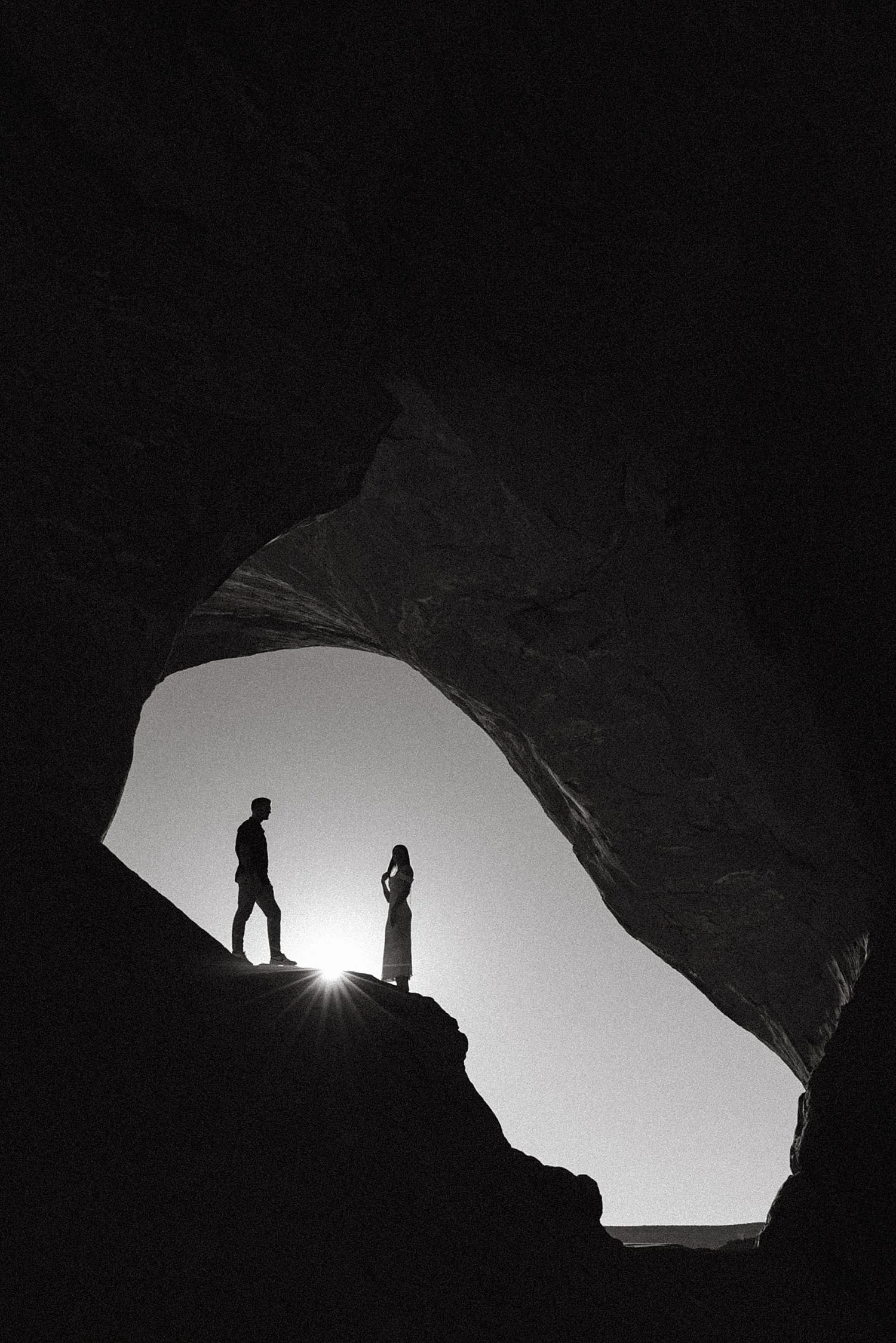 sunrise-arch-engagement-photos-moab-blm_1514.jpg
