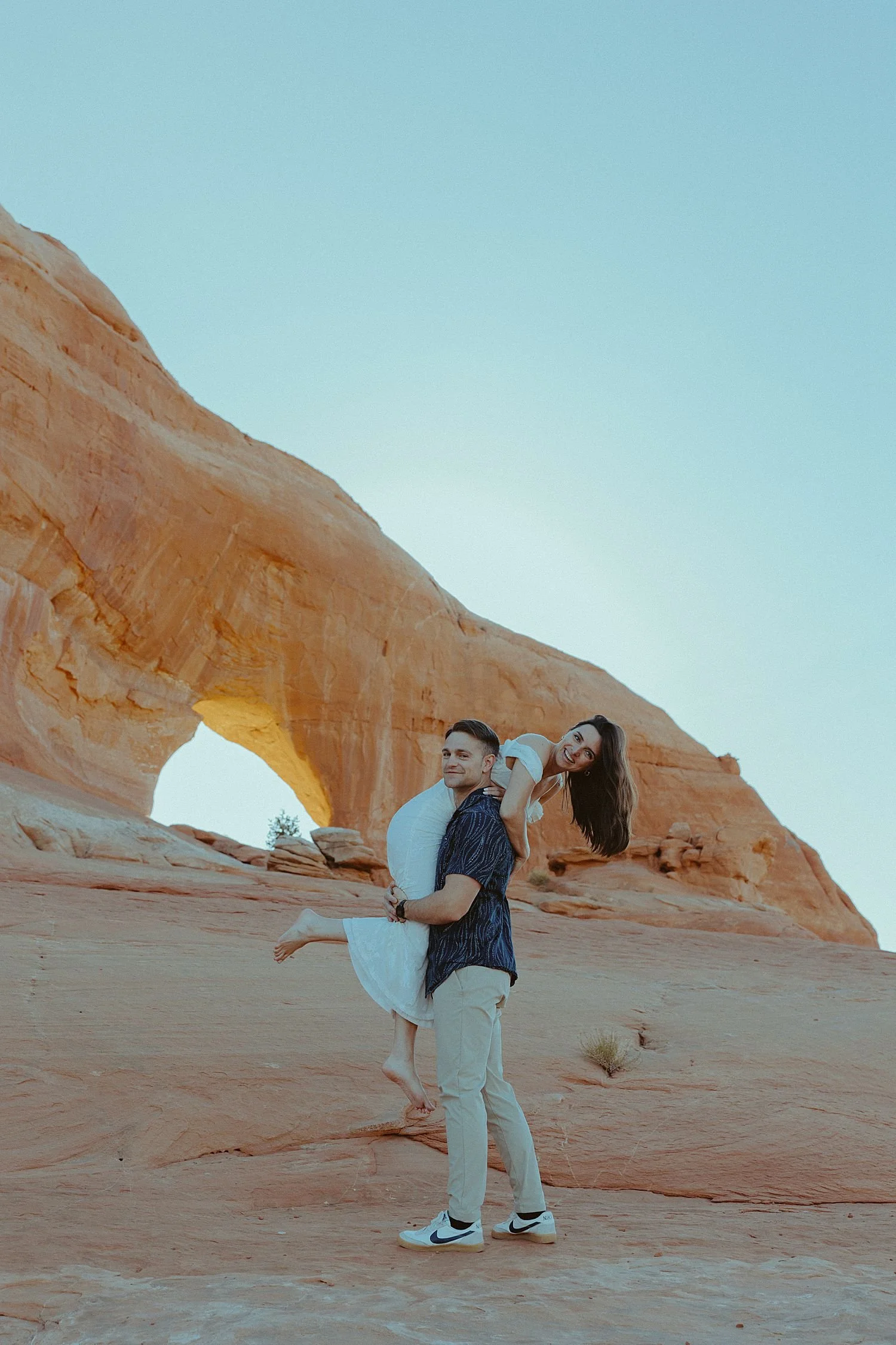 sunrise-arch-engagement-photos-moab-blm_1520.jpg