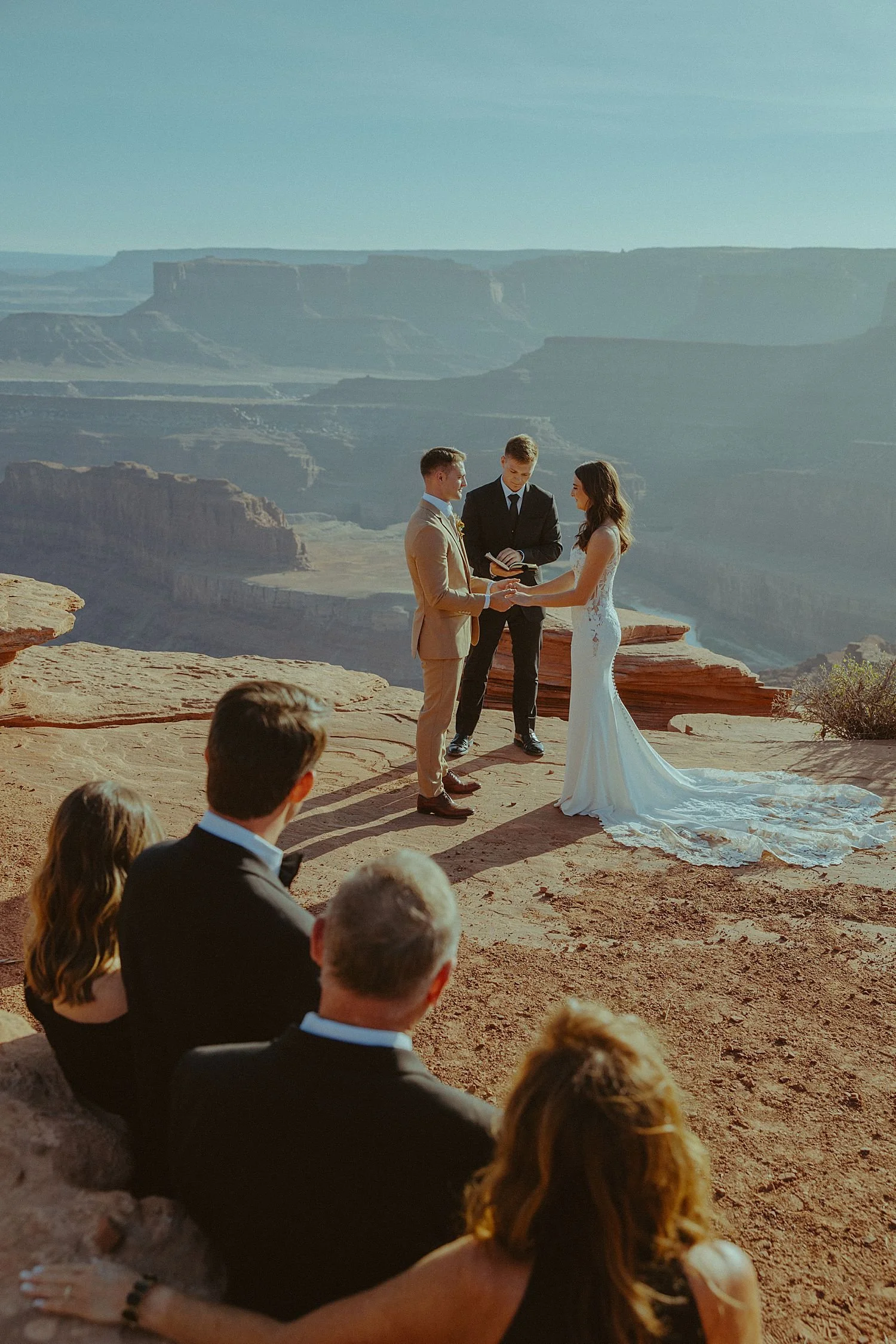 dead-horse-point-desert-micro-wedding_1532.jpg