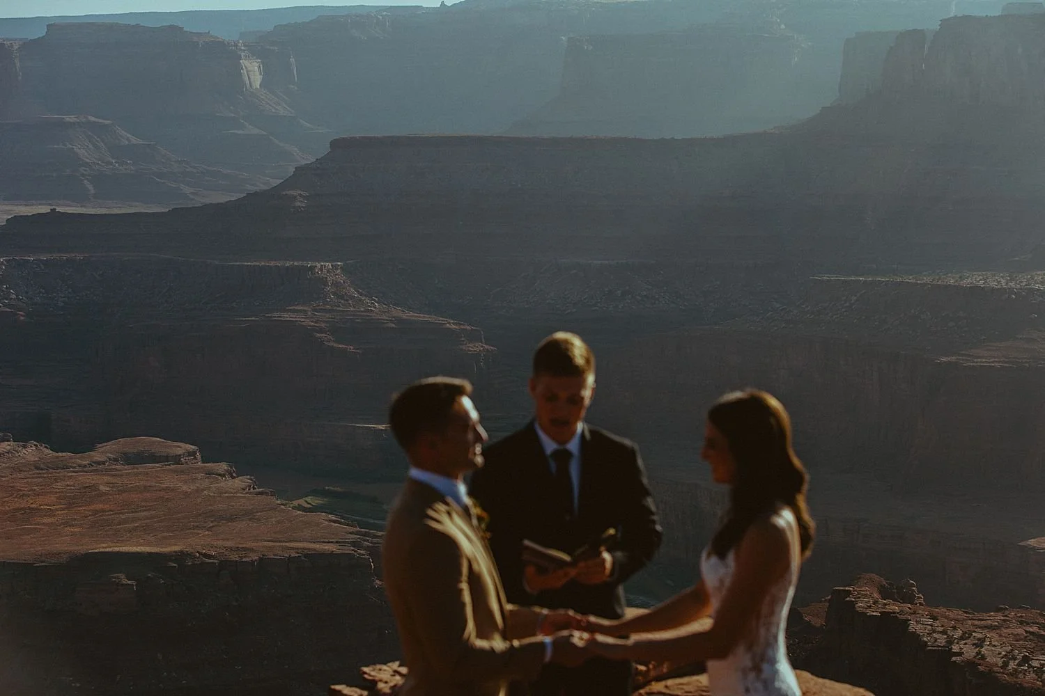 dead-horse-point-desert-micro-wedding_1539.jpg