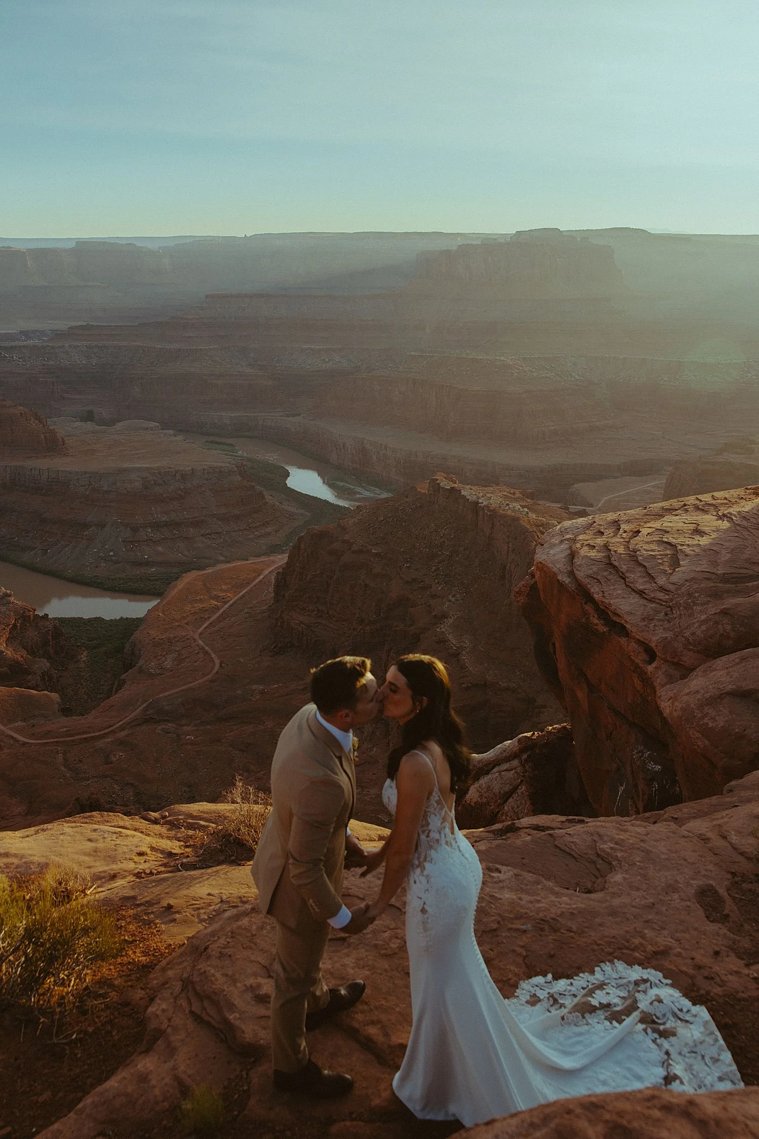 dead-horse-point-desert-micro-wedding_1562.jpg