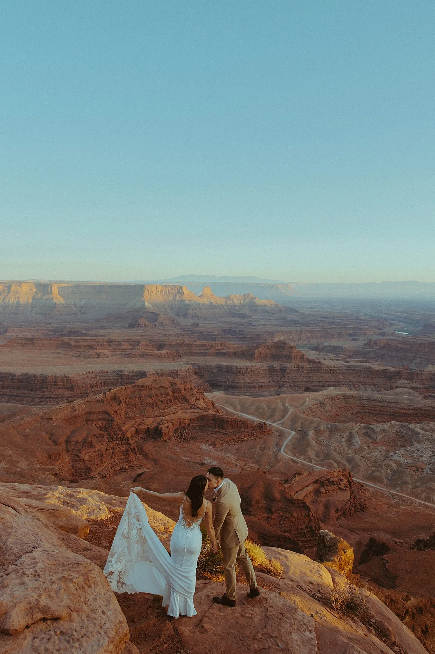 dead-horse-point-desert-micro-wedding_1571.jpg