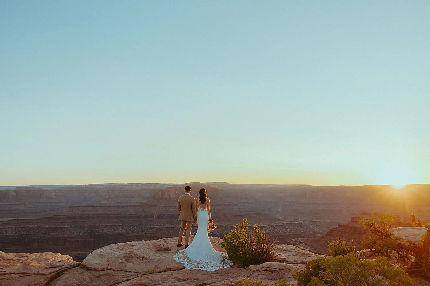 dead-horse-point-desert-micro-wedding_1581.jpg