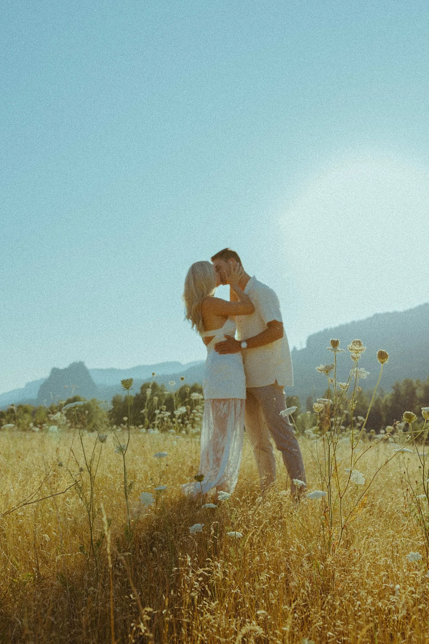 north-bonneville-engagement-photos-hamilton-island_1600.jpg