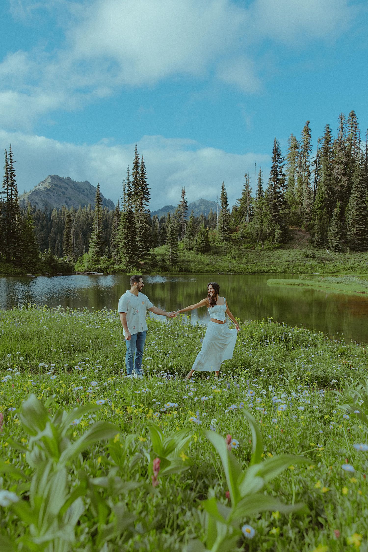 hiking-mount-rainier-wildflower-couples-photos_1664.jpg