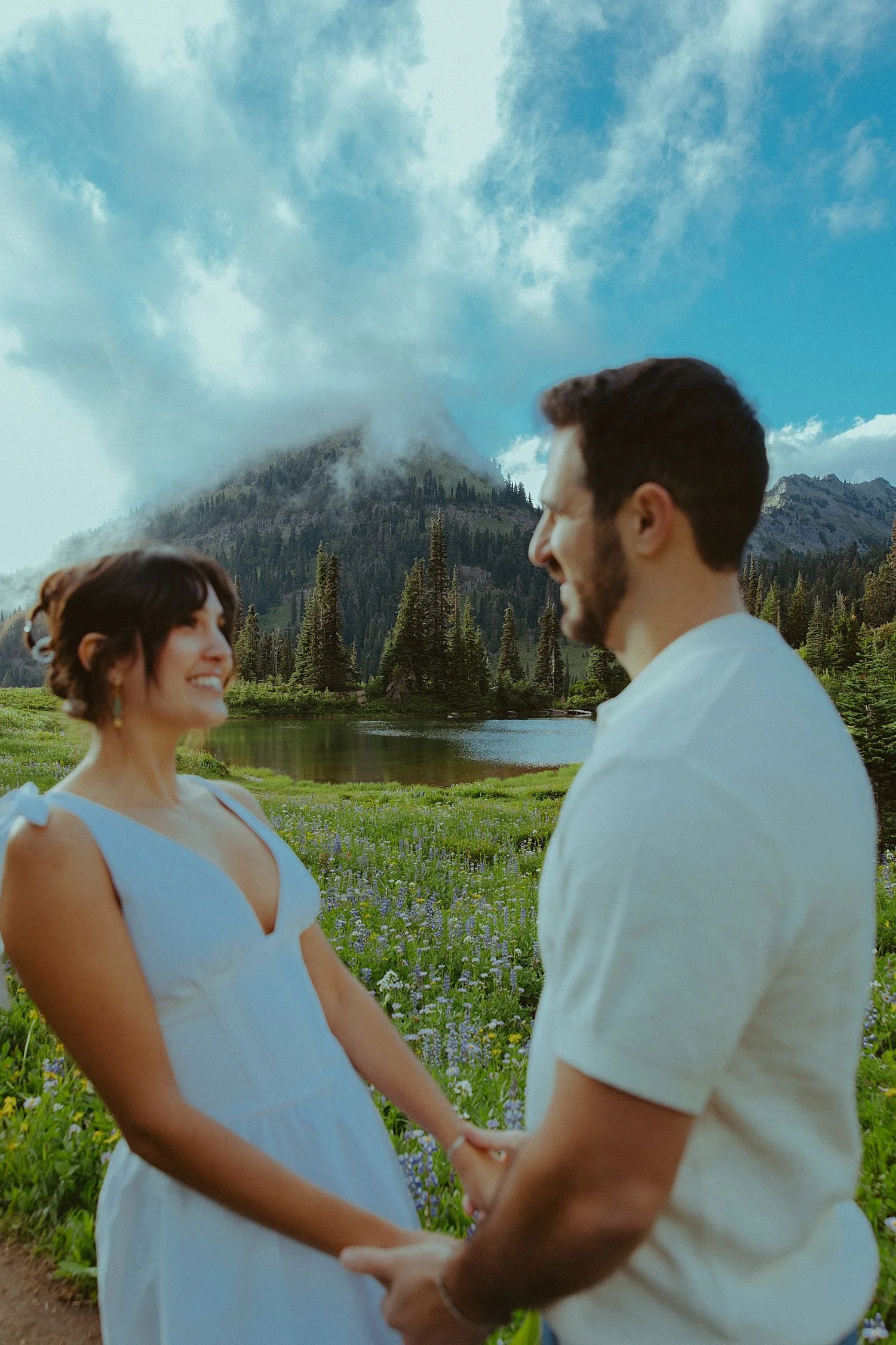 hiking-mount-rainier-wildflower-couples-photos_1686.jpg