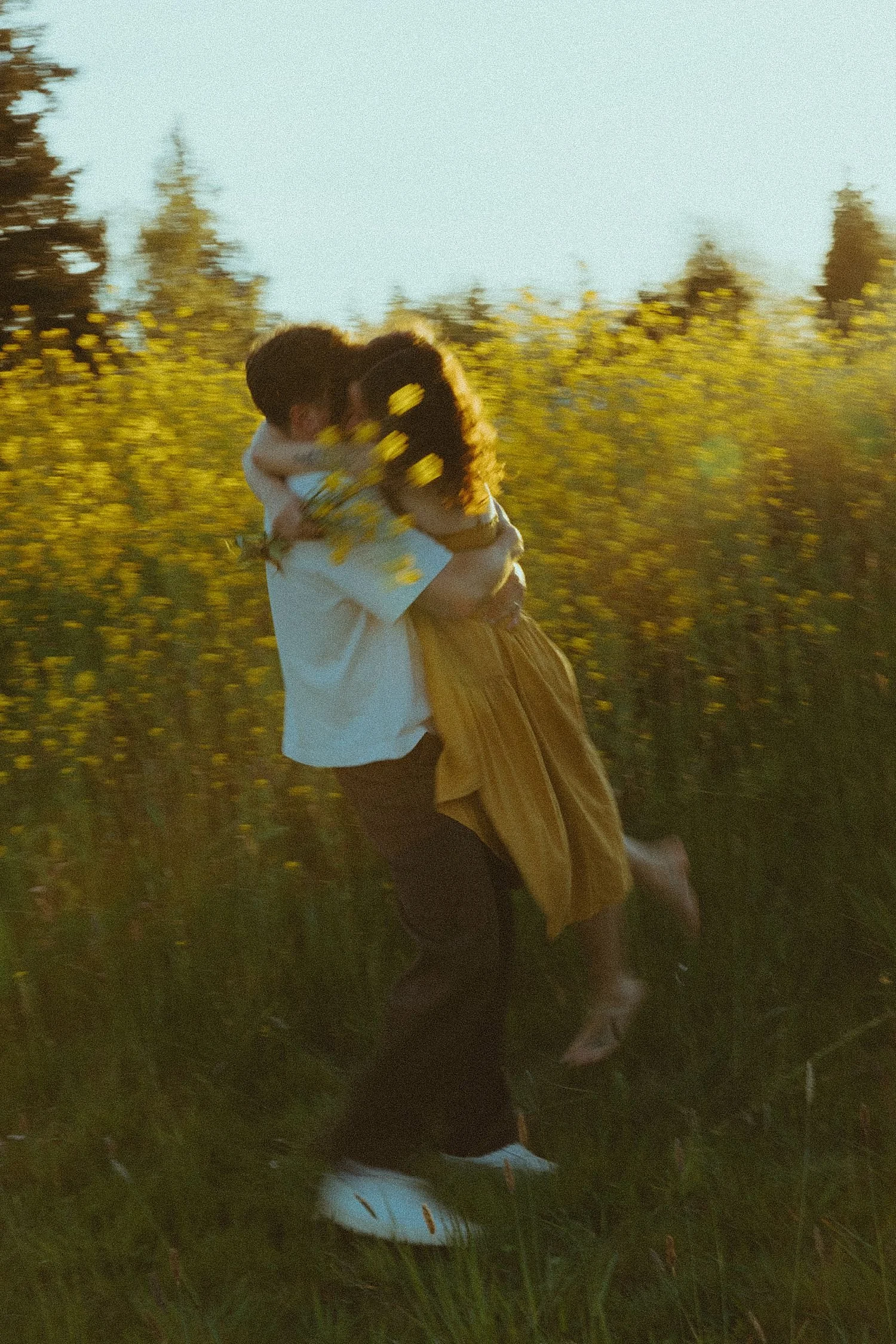 oregon-wildflower-spring-couples-photos_1691.jpg