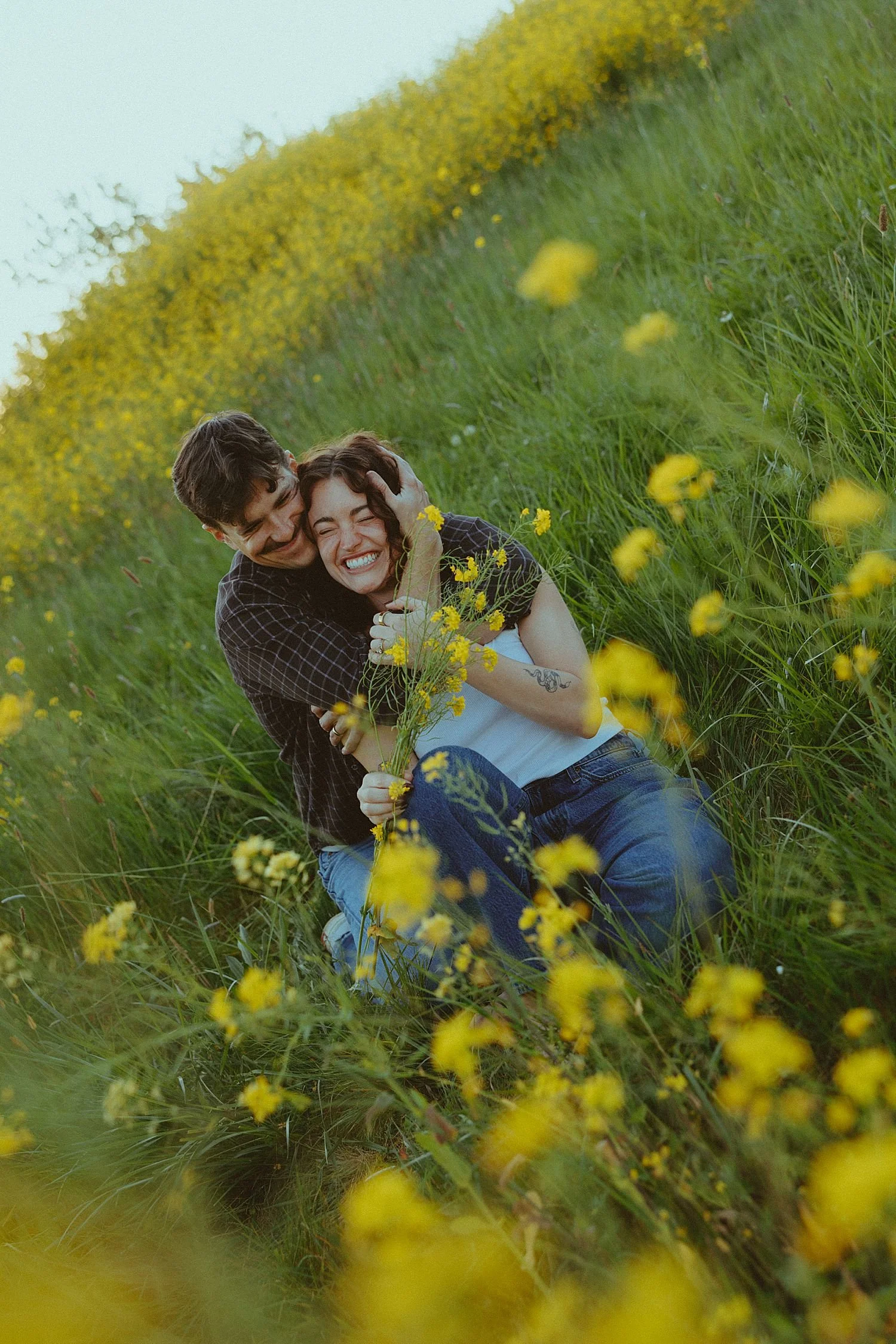 Oregon Spring Wildflower Couples Photoshoot