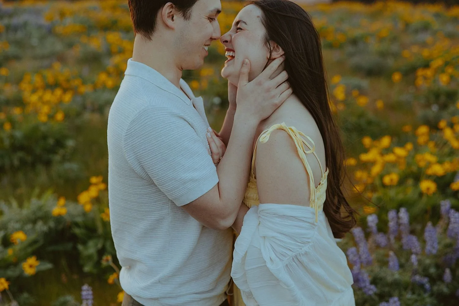rowena-crest-wildflower-engagement-photos_1760.jpg