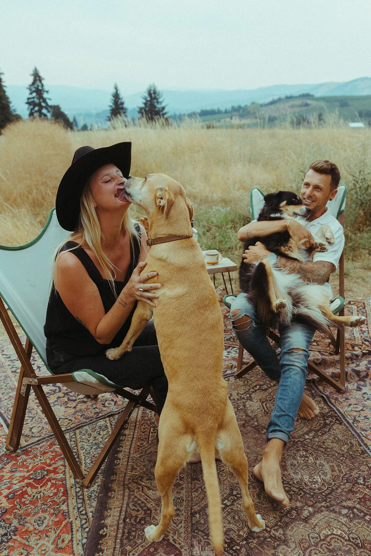 hood-river-nomad-camper-couples-photos_1873.jpg