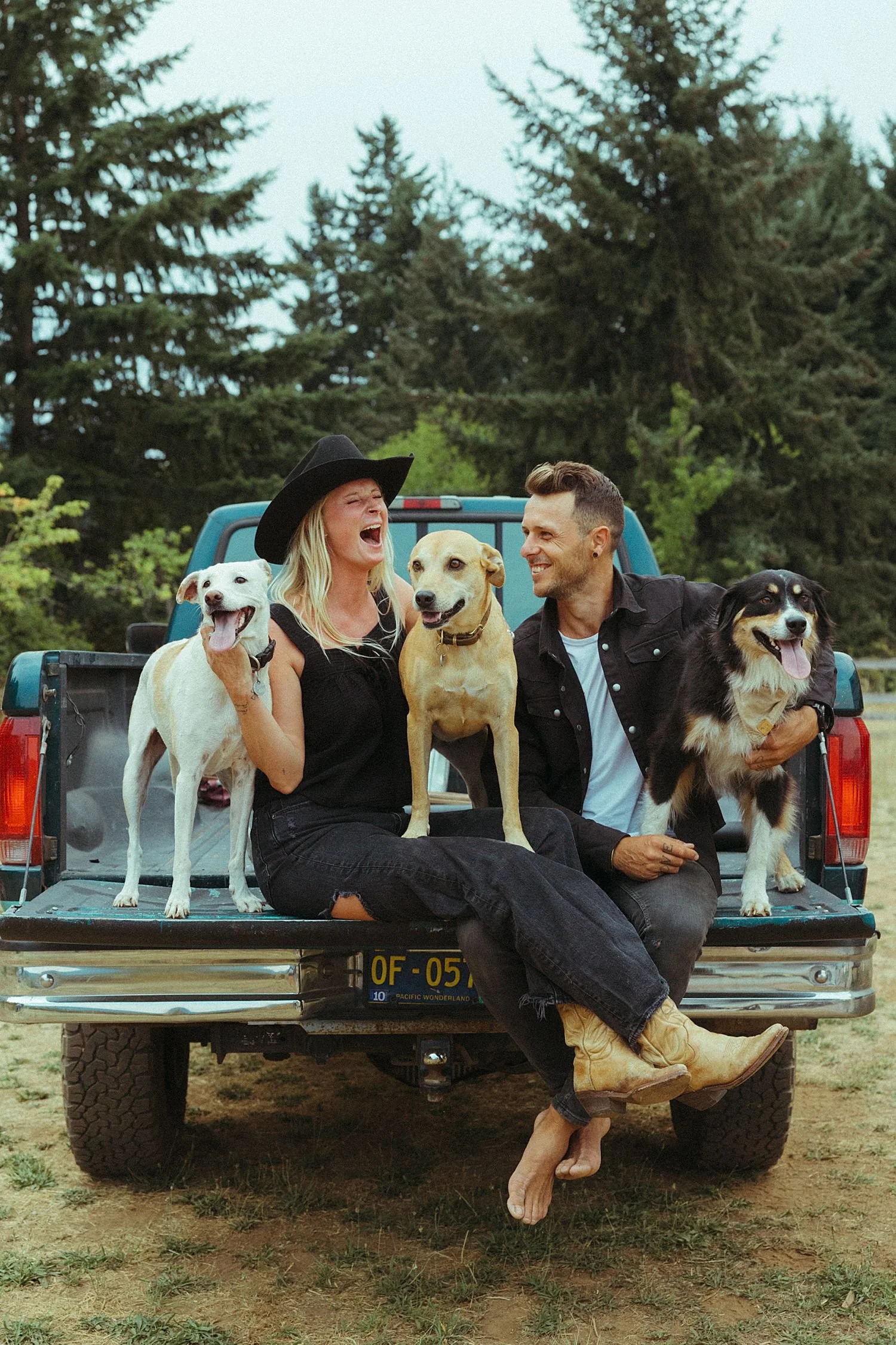 hood-river-nomad-camper-couples-photos_1892.jpg