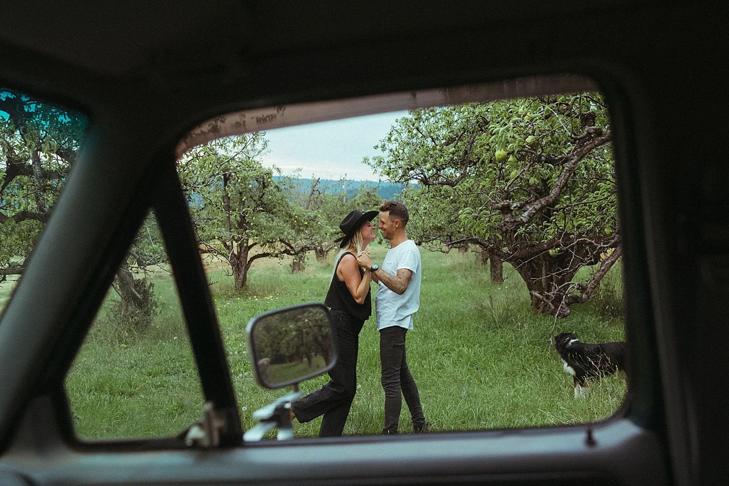 hood-river-nomad-camper-couples-photos_1903.jpg