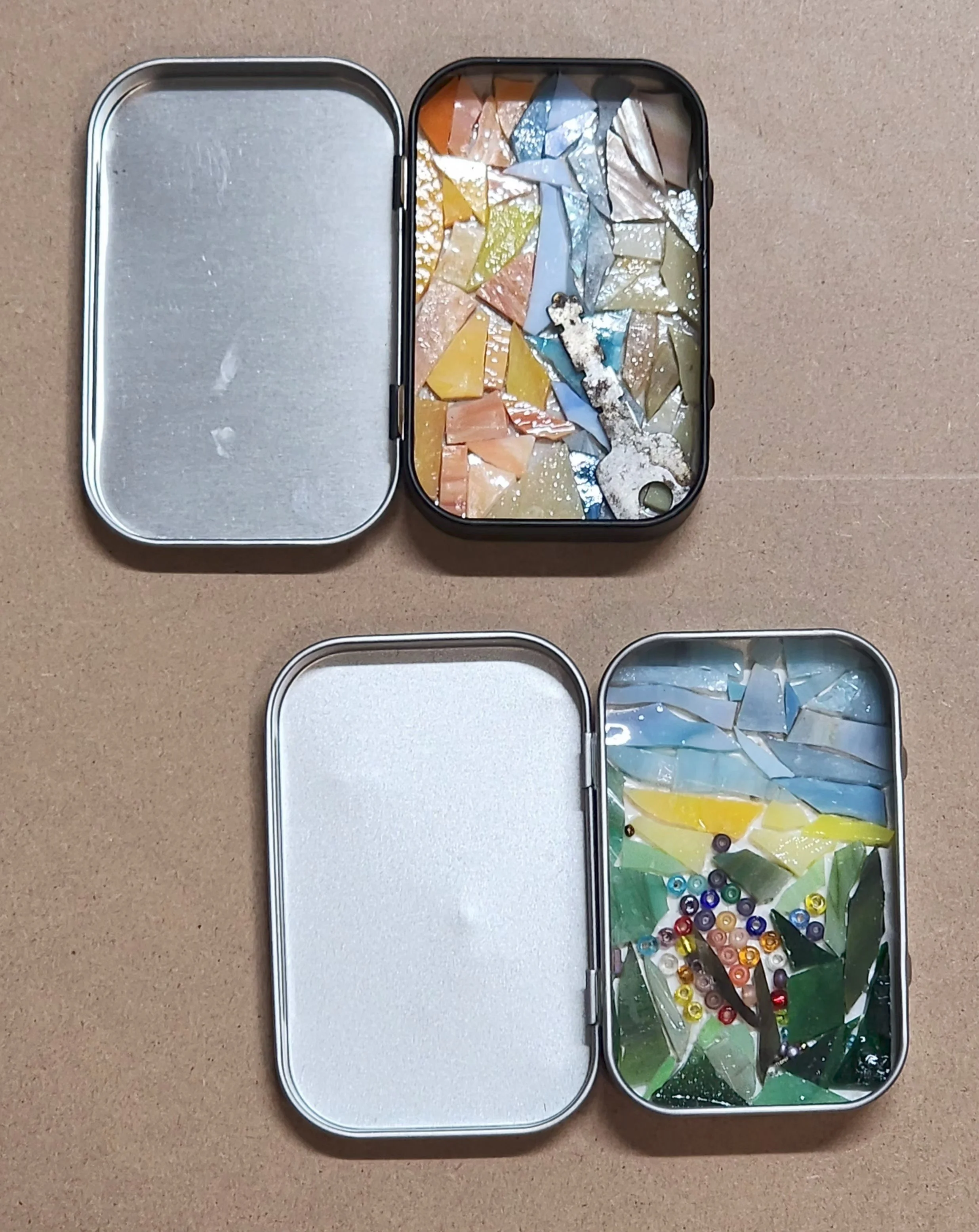 pocket mosaic altoid.jpg