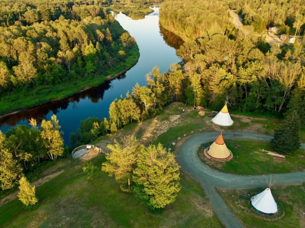 Congratulations to @metepenagiag Heritage Park and Red Bank Lodge on becoming the first Indigenous lodging partners at Dark Sky Destinations!

@dark_skydestinations is a division of @cliffvalleyastronomy and provides options for travel, and helps sta