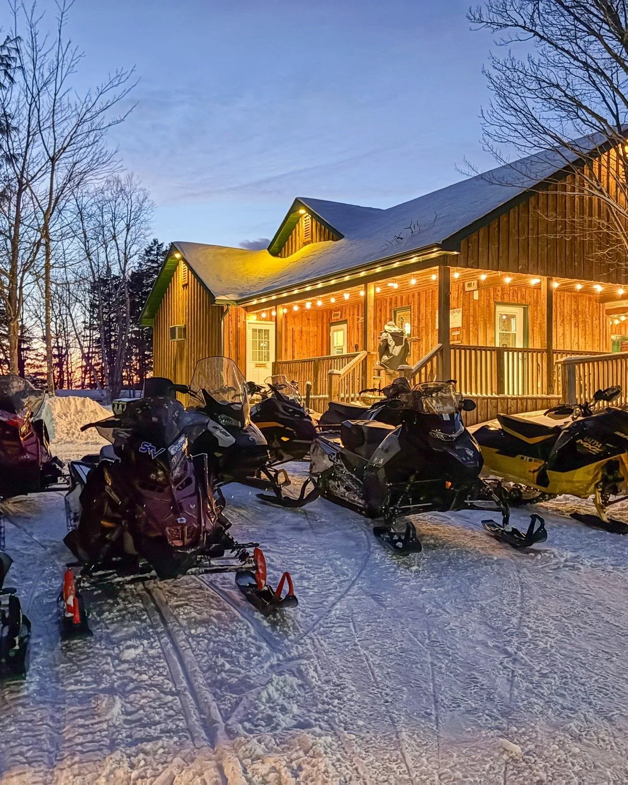 Did you know that we&rsquo;re home to some of the best-groomed snowmobile trails in Atlantic Canada? From beginners to avid thrill seekers, everyone is welcome to enjoy the best of winter here.

Plan your route and explore the trail map here: https:/