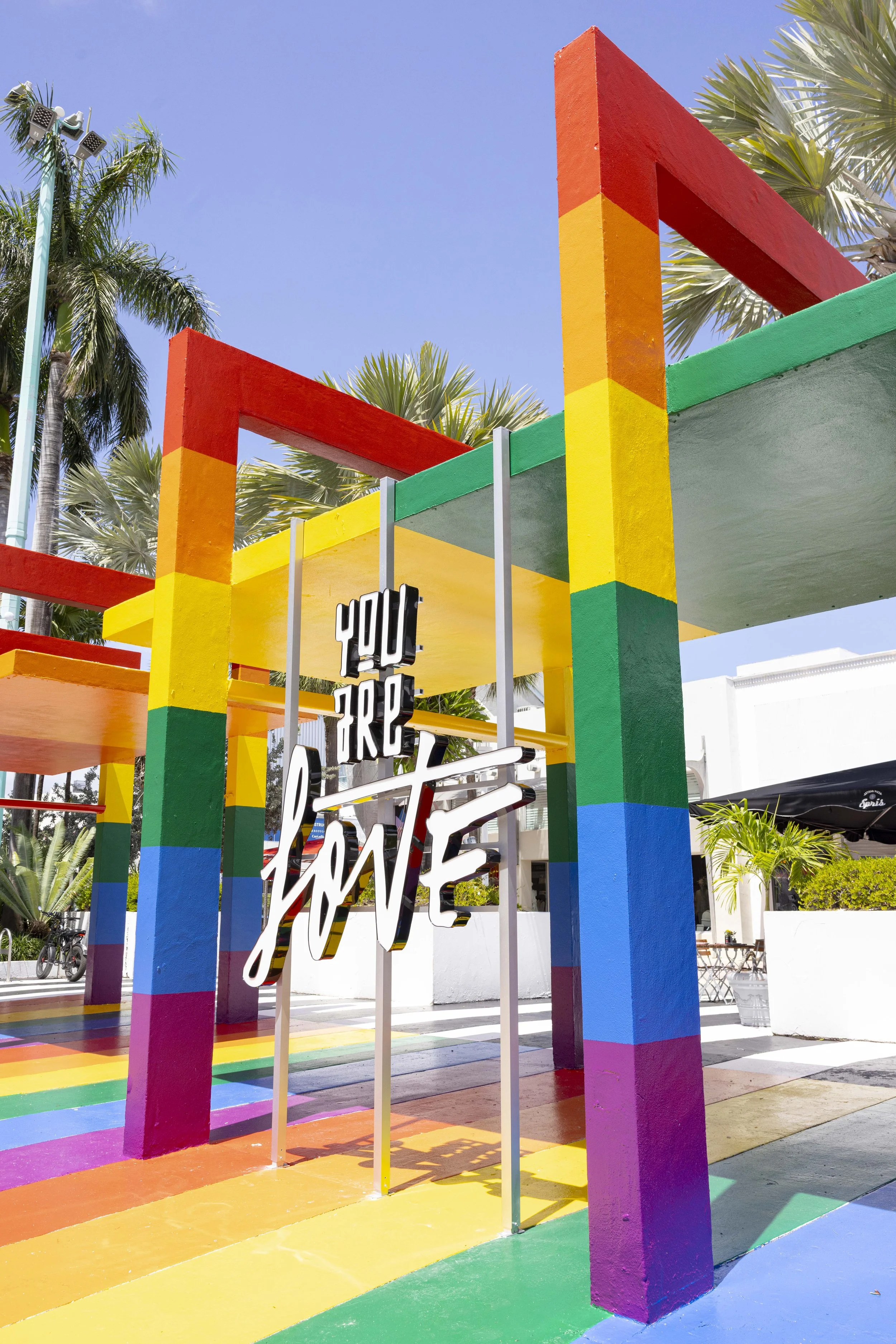 LGBTQ_LincolnRd010.JPG