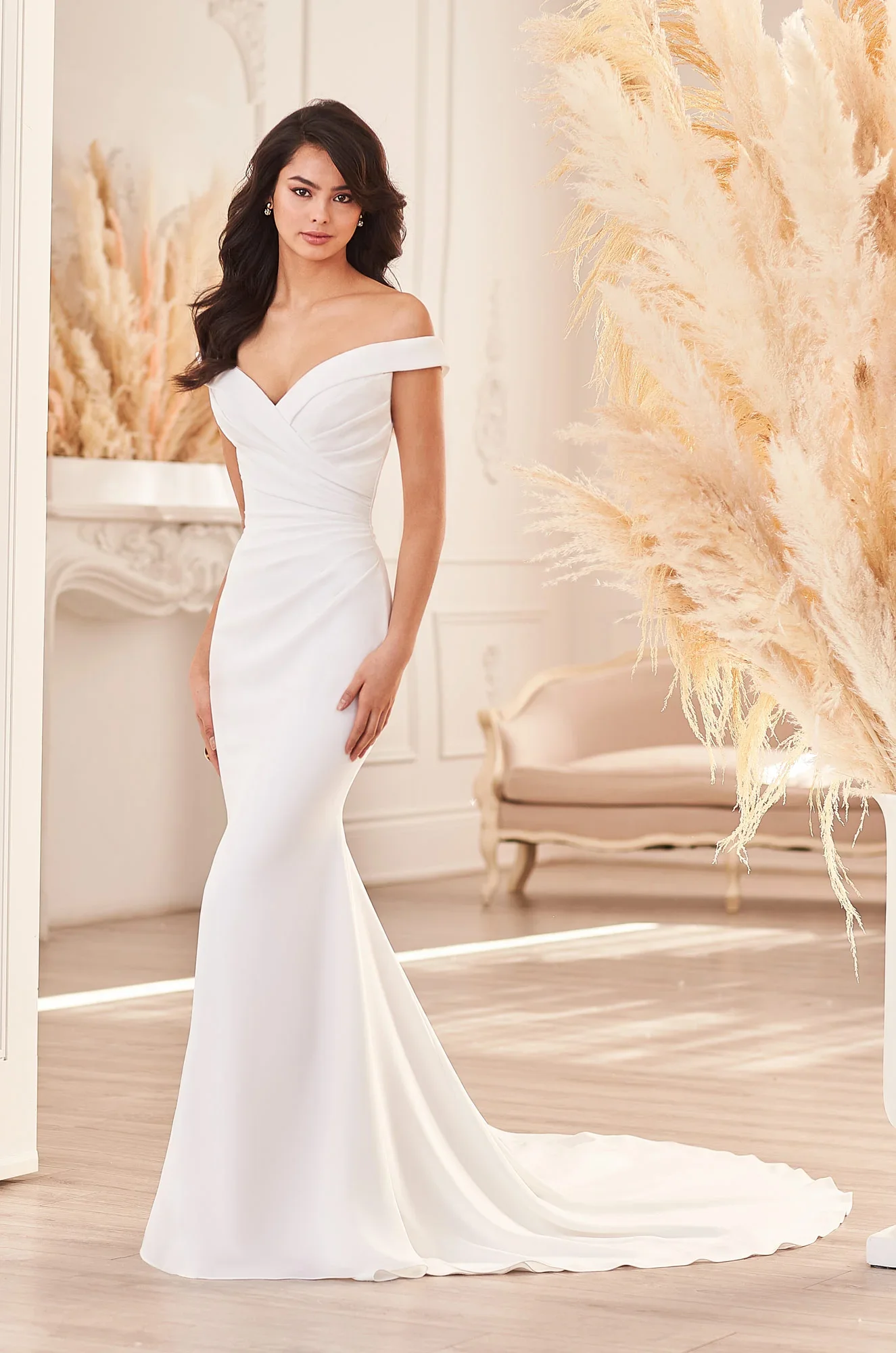 Style 4955 by Paloma Blanca (Size 18)