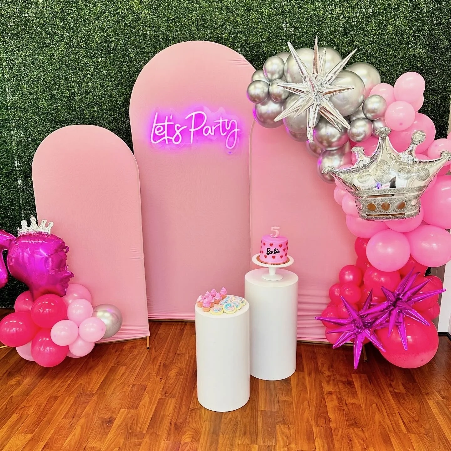 Come on barbie, let’s go party!