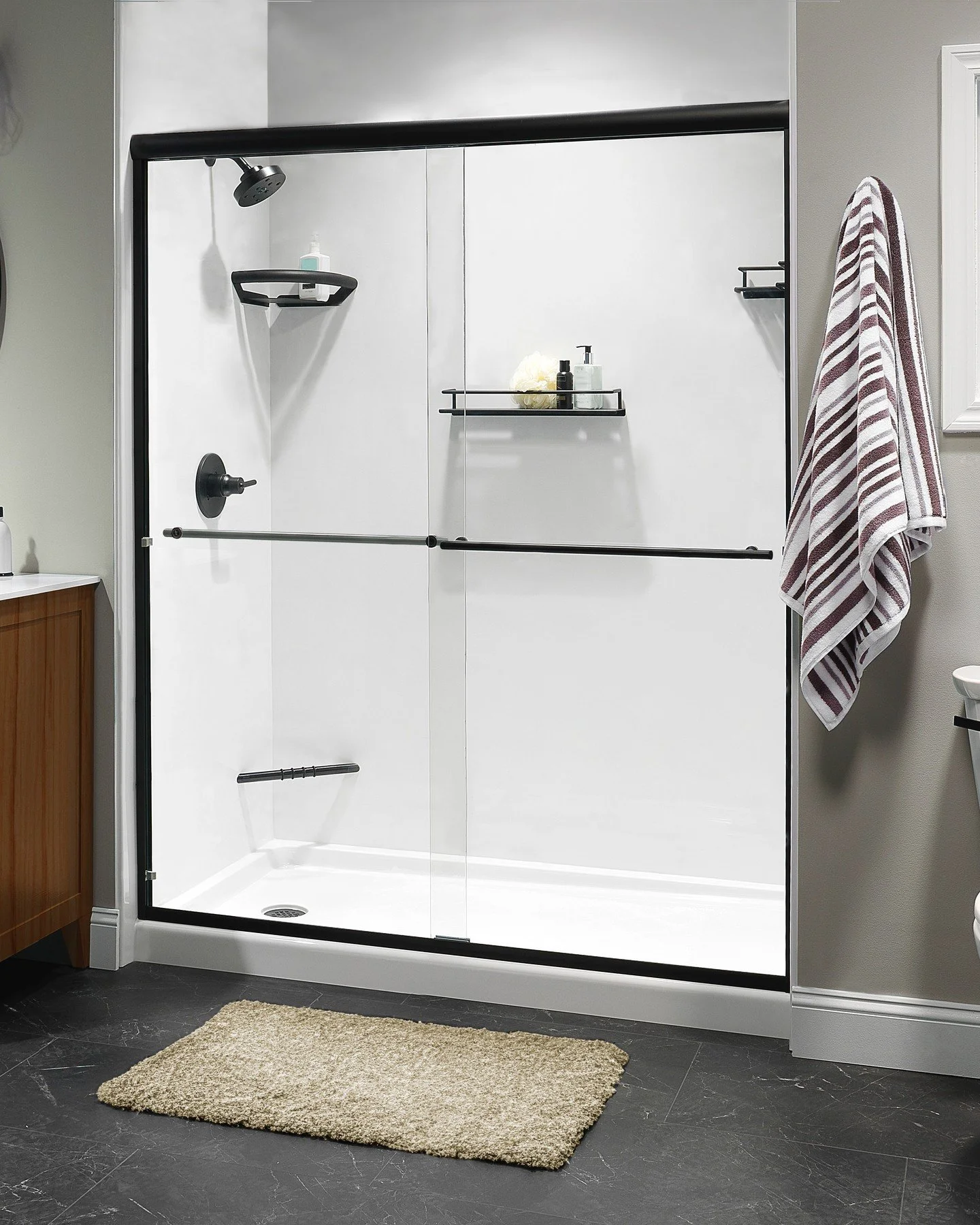 Old fiberglass tub leaking? If there's a chip or crack, it probably is. Let Sanders Plumbing HVAC swap that eyesore out with a new shower! We can fix those leaky pipes in the walls while we're at it, too.
#SandersPlumbingHVAC #bathroomremodel #bathr