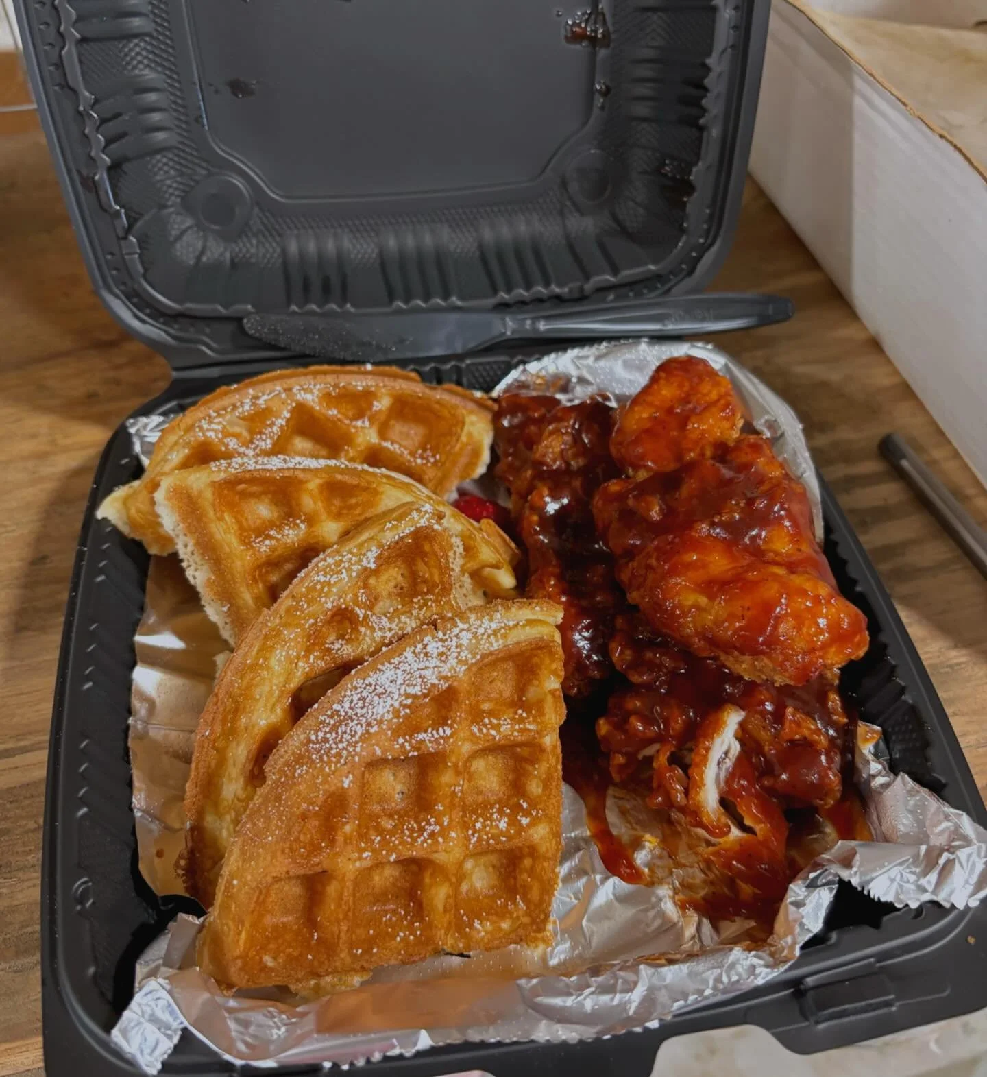 Huge thank you to one of our partners for treating our team to chicken &amp; waffles and a racing simulator experience🏎️ 🏁🧇🍗 @bandbfoodtruck 

It&rsquo;s always a good day when you can mix a little fun with a lot of appreciation for the people wh