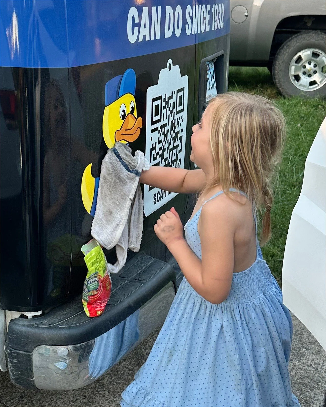 When your kids love your work vehicle as much as you do, that's sayin' somethin'. Even if it is just the duck that she admires. LOL.

Join our team and you'll enjoy all the benefits of working for us that go beyond just a paycheck!
https://www.sander