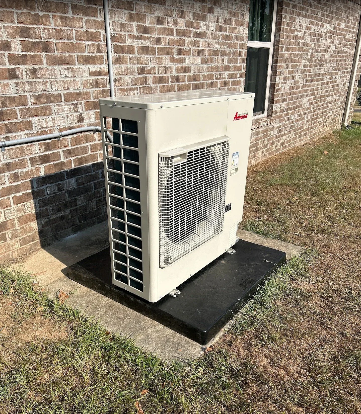 AC not working in this brutal Arkansas heatwave? 🥵 Don&rsquo;t sweat it alone&mdash;reach out for help getting your home comfortable again. We can repair your old unit or install a new one! 

Stay cool and hydrated! 

#ArkansasHeat #HeatWave #ACRepa