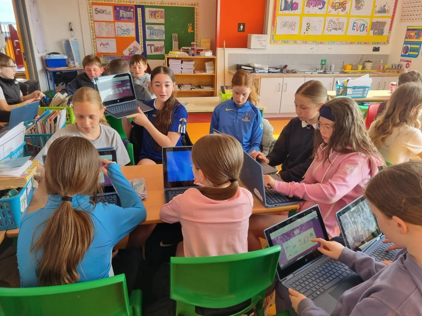 Am &oacute;rga sa rang ar an Aoine. Golden time  in 5th class on Fridays