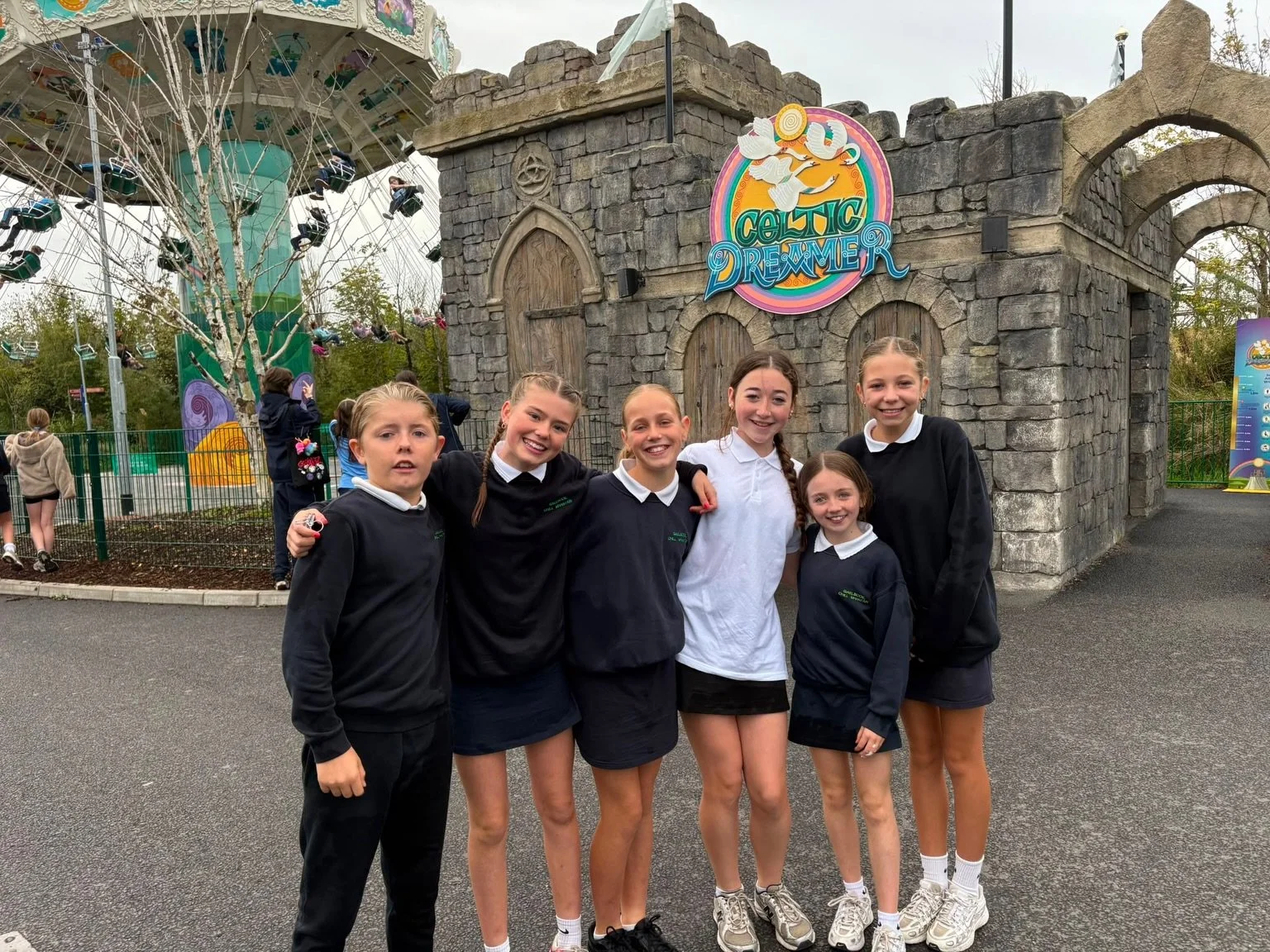 Rang a 6 i bP&aacute;irc Smaragaid 
Rang a 6 in Emerald Park