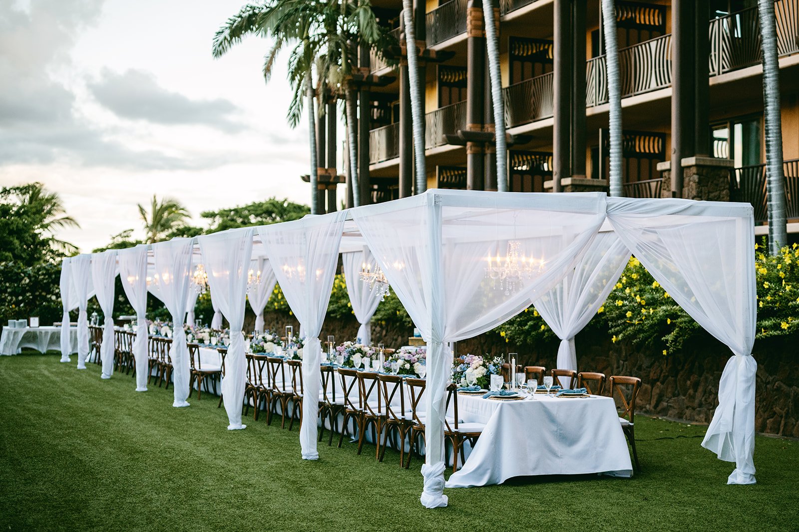 WHITE CABANA