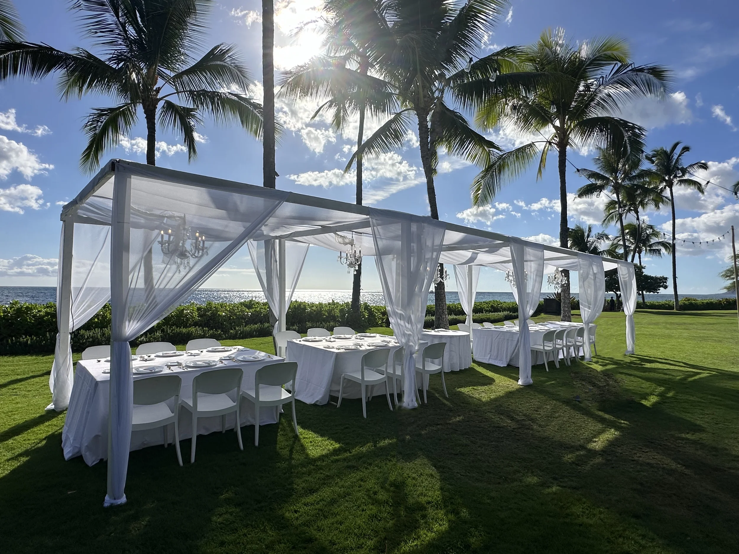 Four Seasons - 10 Post Cabana with Chandeliers.webp