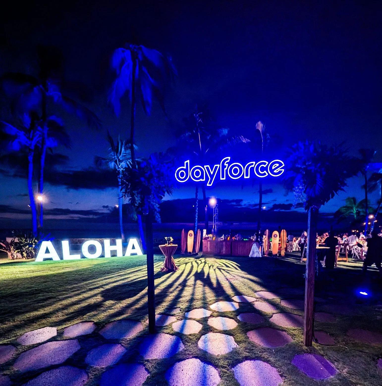 Dayforce-Corporate-Event-Fabrication.jpg