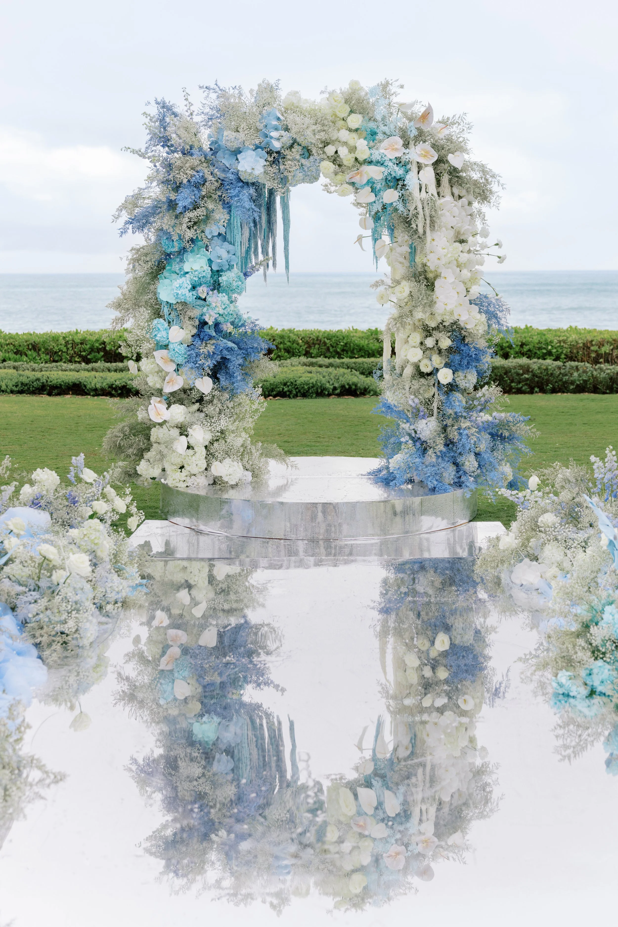 Mirror-platform-and-mirror-walkway-1.jpg