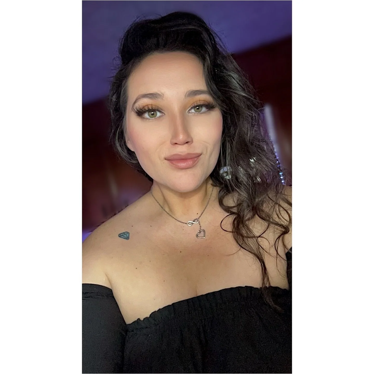 Just horsin&rsquo; around on the ranch and looking fine while doing it✨

Ranch Page: @shilohranchtx 

#texasranch #rancher #horserider #ranchhorse #minihorses #texashorses #chickens #freerangechickens #freerange #ranchlife #ranching