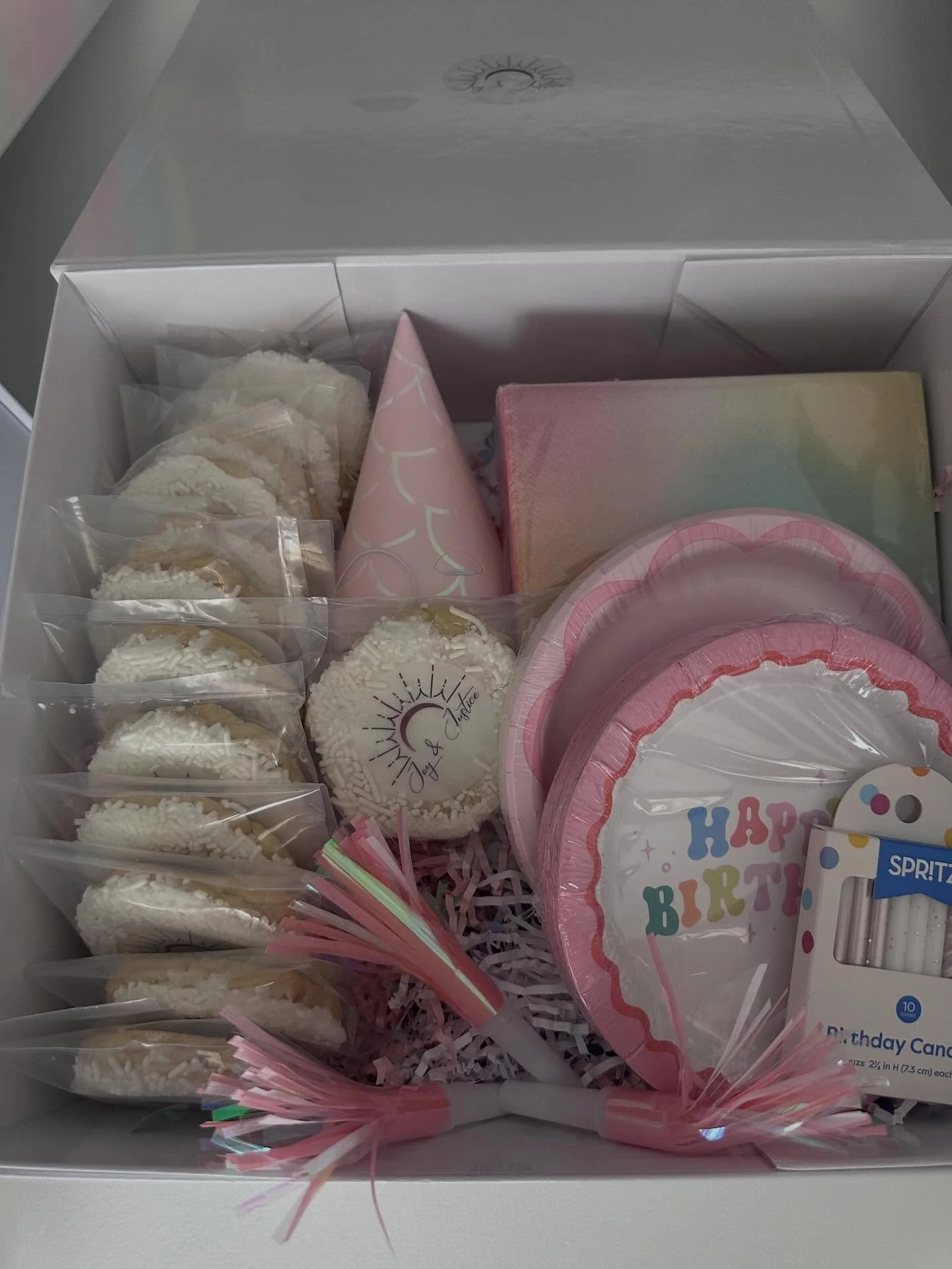Fun party boxes going out to some of our partnering business today! 🎉🥳🍪