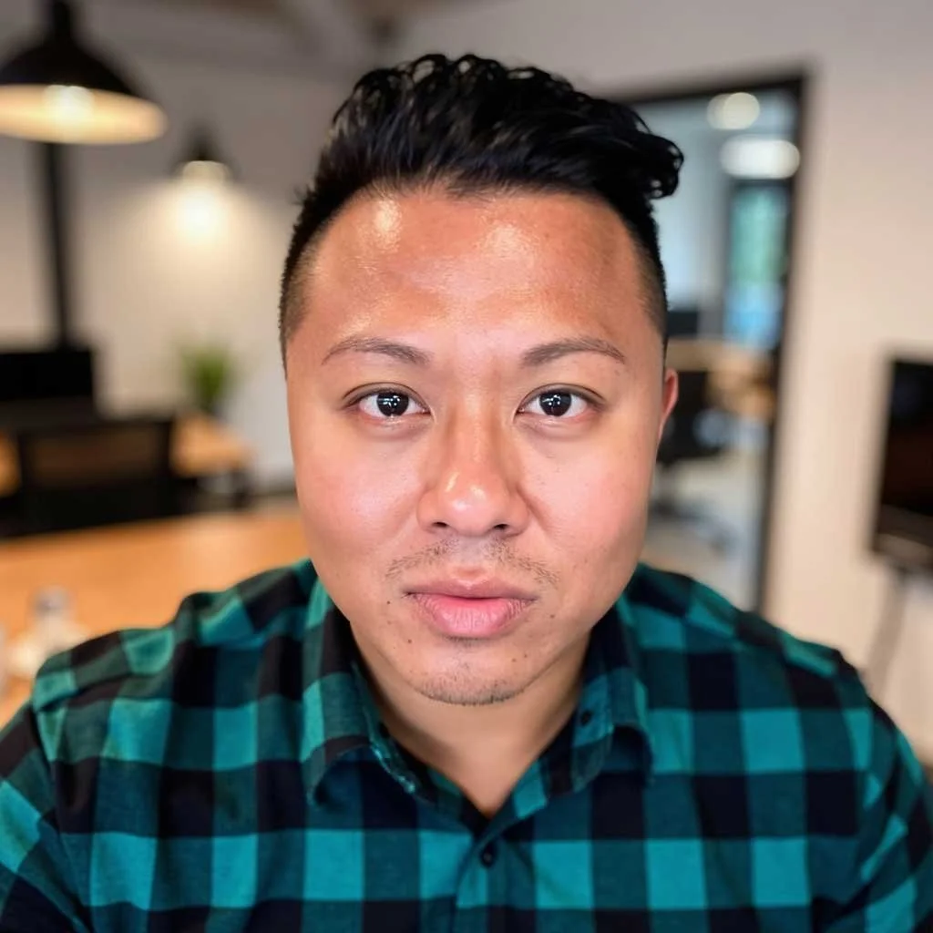 Noel Ramirez Headshot