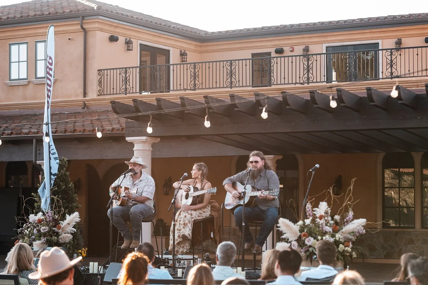 SIP Healdsburg finale show at Bacchus Landing. We&rsquo;re already counting down to SIP Healdsburg 2026 and hope to see you there🍷

Performances from @djangowalker @iamlaurenjenkins @channingwilson @levilowreyofficial @drh3 @kristianbush @radneyfost
