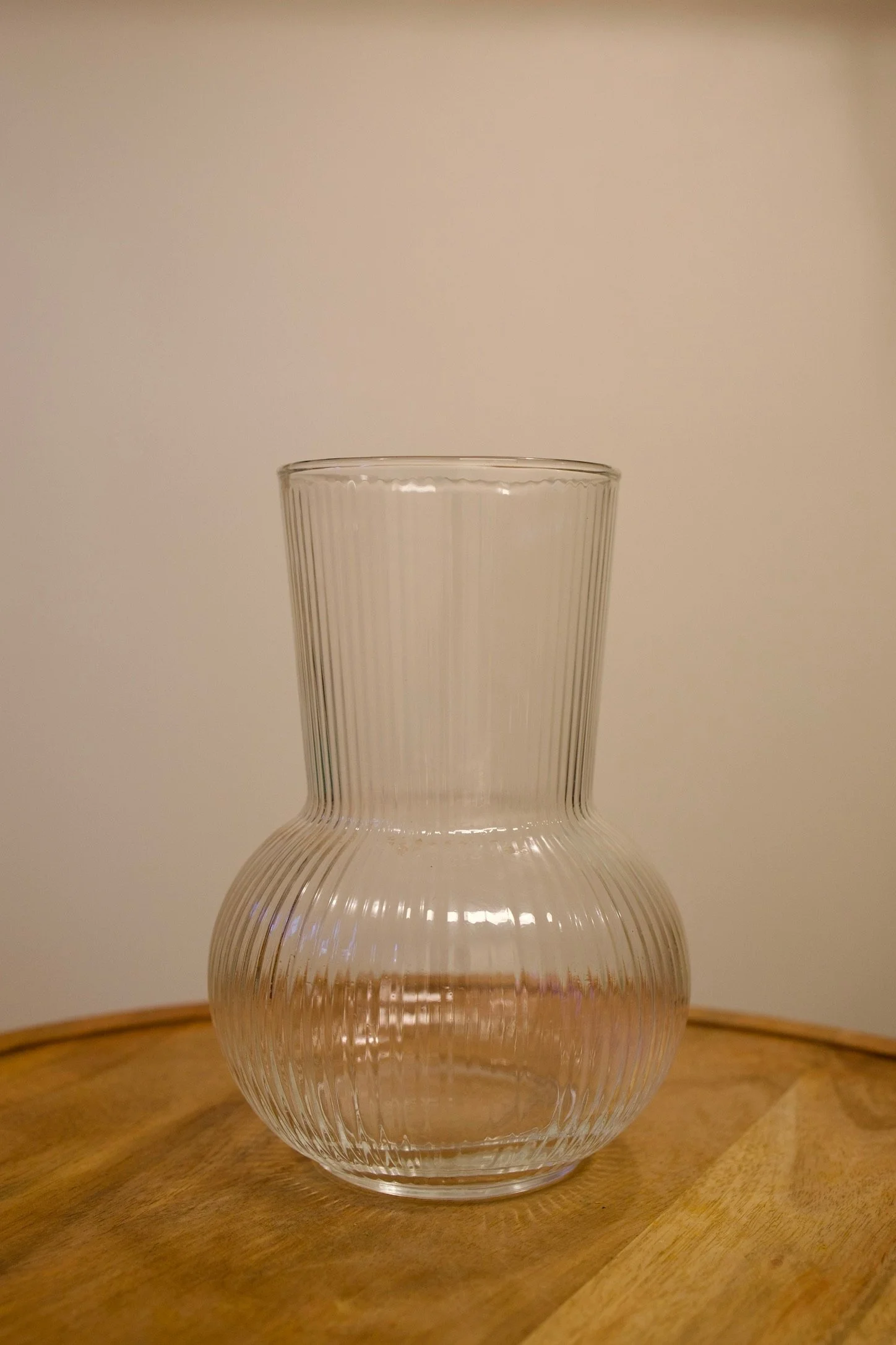 Clear glass vase