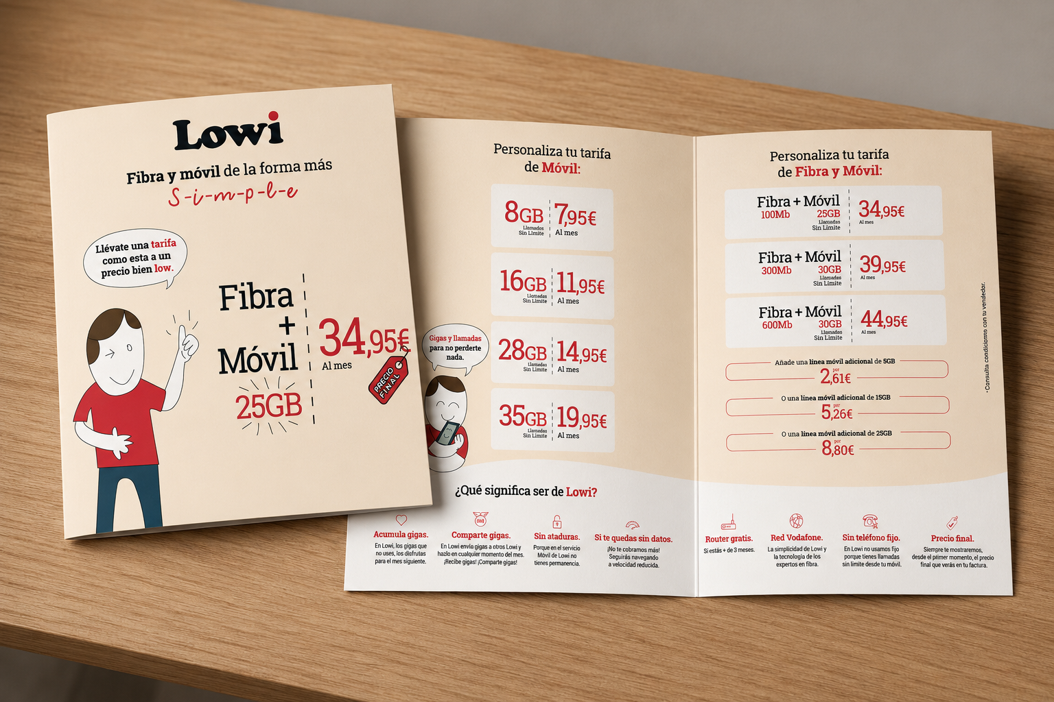 MOCKUP DIPTICO.png