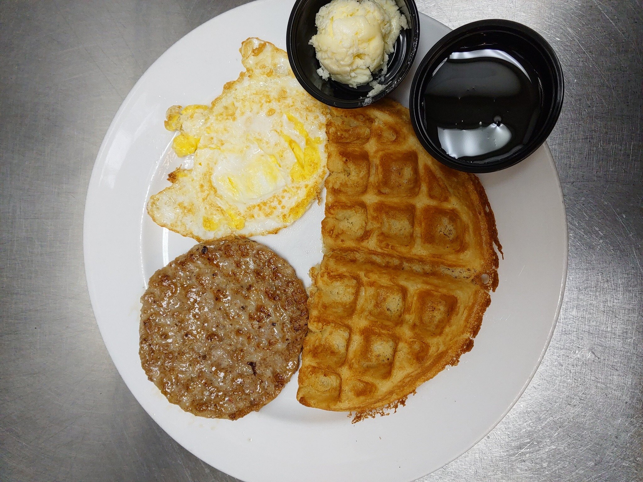 🍴 Spring Break calls for special treats! Enjoy a plate full of happiness with one of our kid-friendly breakfast options!

Make their spring break mornings extra special with a breakfast adventure at Dreez!

📌 405 Silver St, Elko
📞 (775) 777-7931

