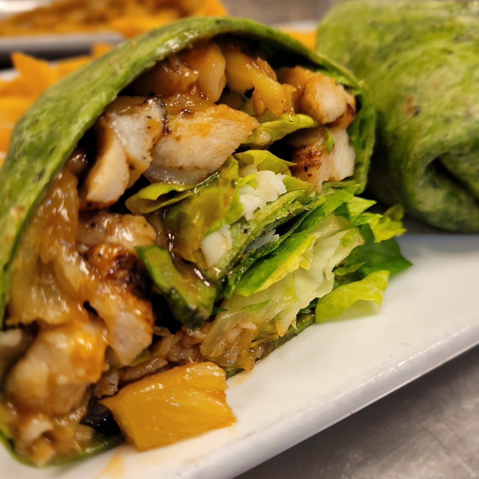 Craving something fresh and flavorful? Our Honey Chicken Wrap hits the spot! 🌯✨ Stop by Dreez and wrap up your hunger the tasty way.
📍 405 Silver St, Elko
#Elkodreez #lunchbreak #brunchspot #burgerlife #patiodining #outdoordining