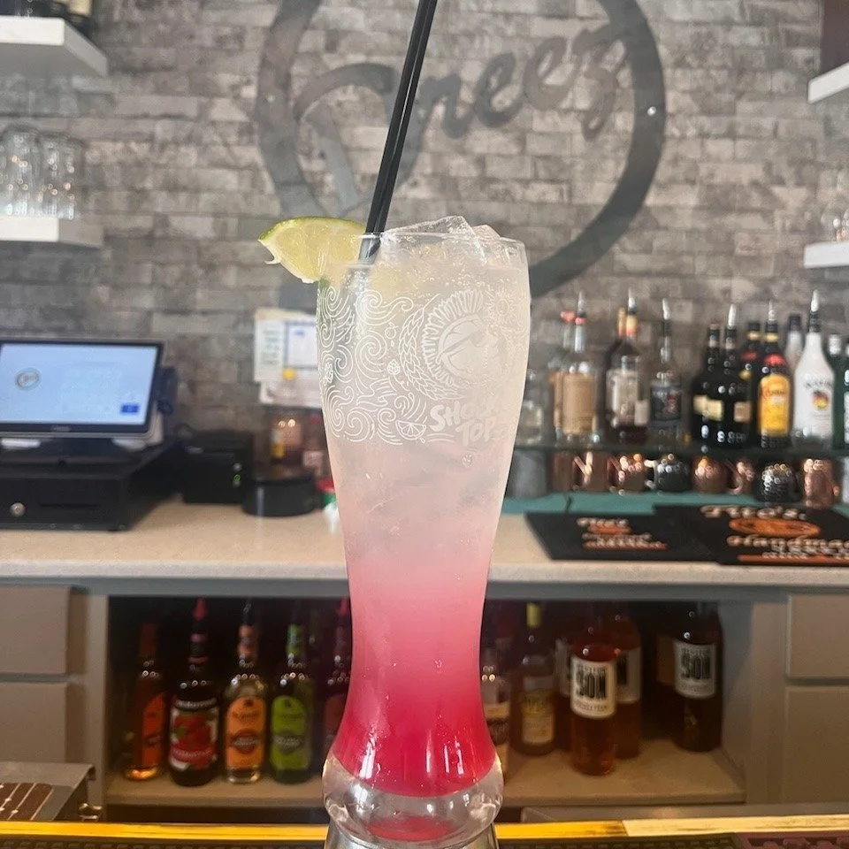 Great food deserves a great drink—treat yourself to something refreshing next time you’re in.
Cheers from Dreez!
Stop by today to enjoy a drink at our bar!
📍 405 Silver St, Elko
🕗 7am – 2pm
#Elkodreez #explorenevada #familyrunbus