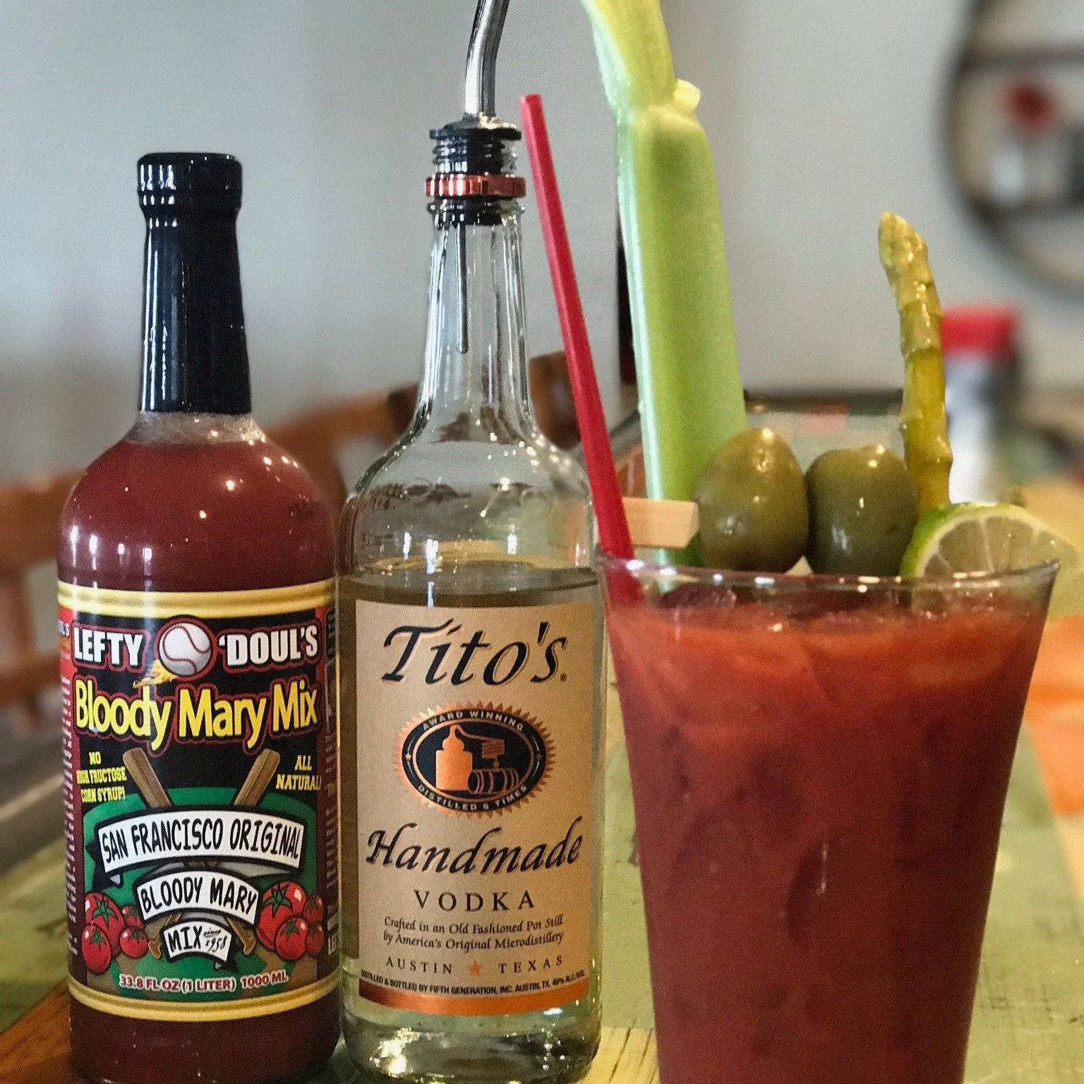 Spice up your Sunday with a classic Bloody Mary, built just the way you like it. See you at Dreez. 🍹
📍 405 Silver St, Elko
#Elkodreez #explorenevada #familyrunbusiness #foodie #elkonv #nevadalife #nv #nevadafoodies