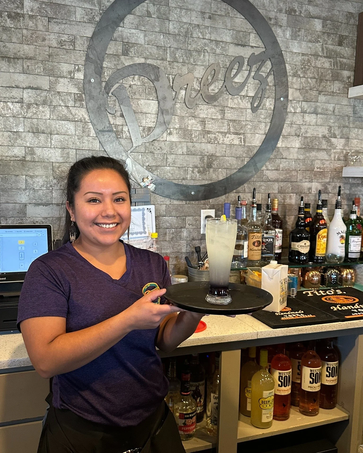 Our people are what make Dreez feel like home! ❤️ From the kitchen to your table, we work hard to provide a warm and welcoming atmosphere for the whole family. 
Give a shoutout to your favorite Dreez server in the comments! 👇

#Elkodreez #explorenev