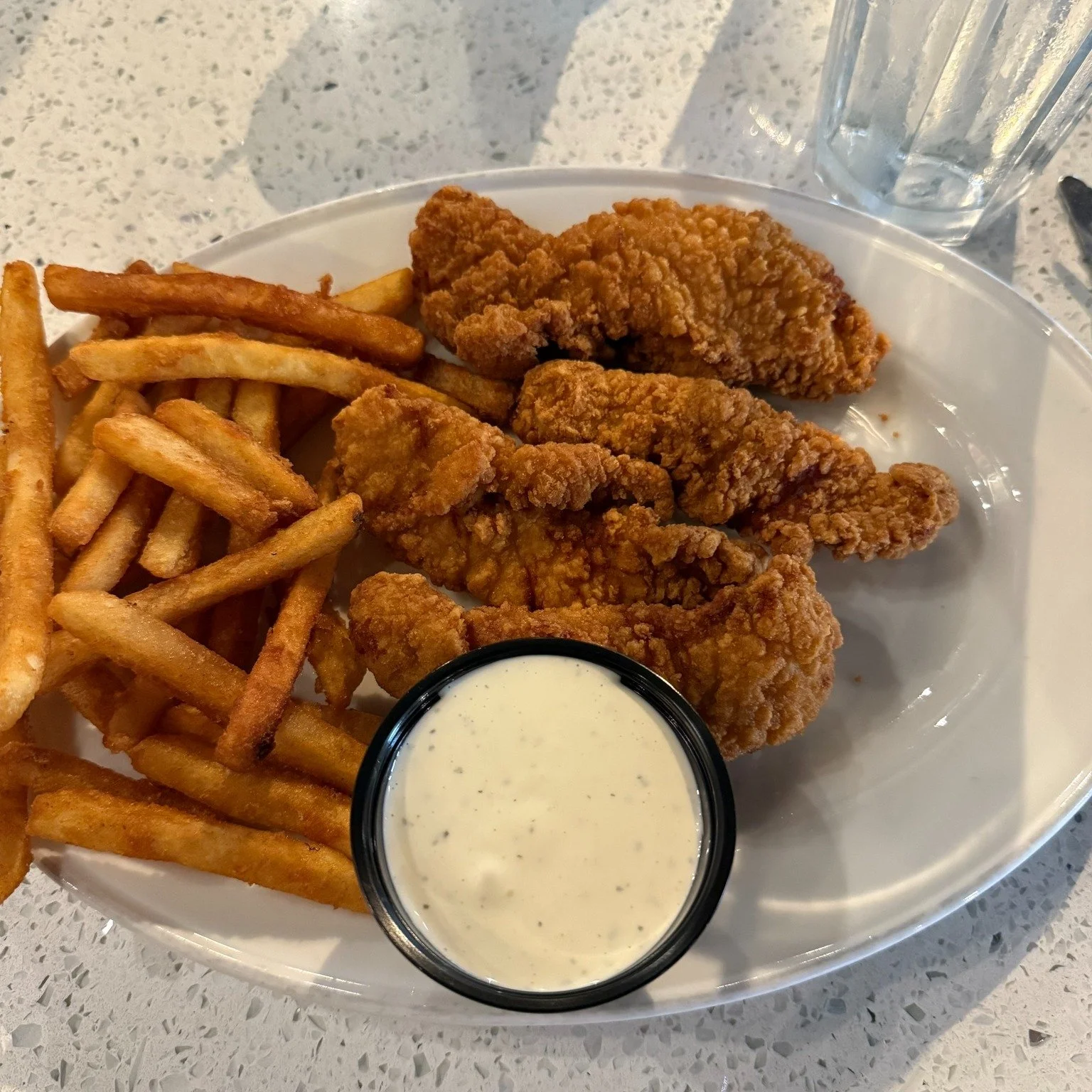 Sometimes, all you need is a classic done right. 👌 Our golden, crispy Chicken Tenders and hot, salted fries are the perfect way to satisfy that lunch craving. Dip into deliciousness at Dreez! We serve lunch until 2 PM.

📍 405 Silver St, Elko 
#Elko