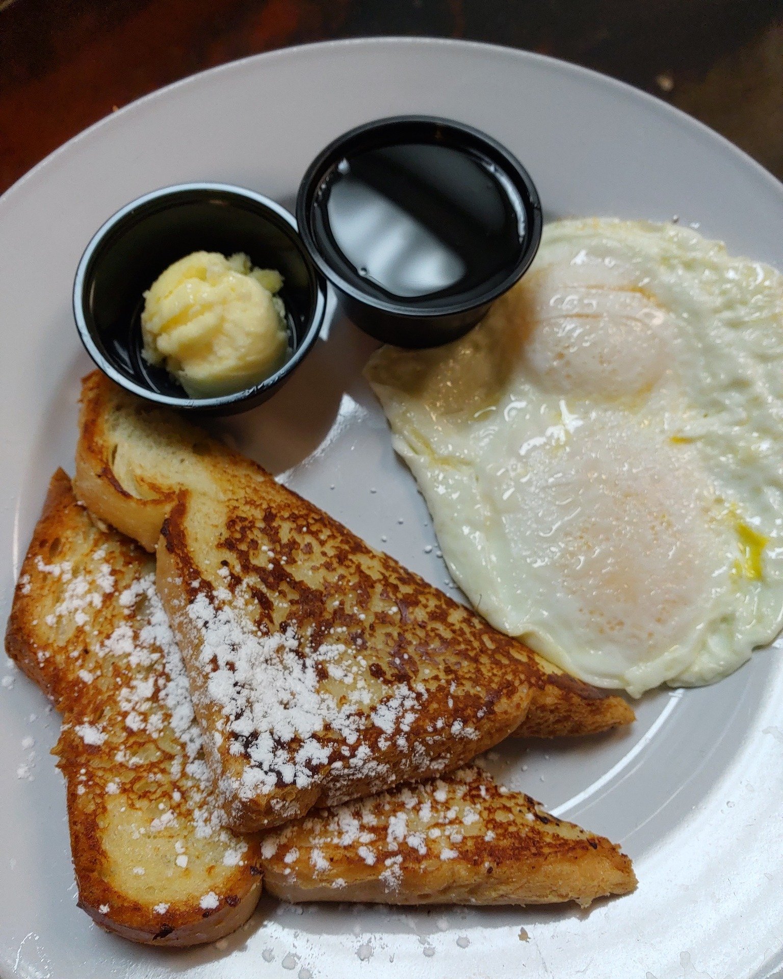 There is something about a hot breakfast that sets the tone for the whole day. Fluffy pancakes, golden hashbrowns, eggs cooked just the way you like them, and fresh coffee poured with a smile. Mornings are better at Dreez. 

#Elkodreez #explorenevada