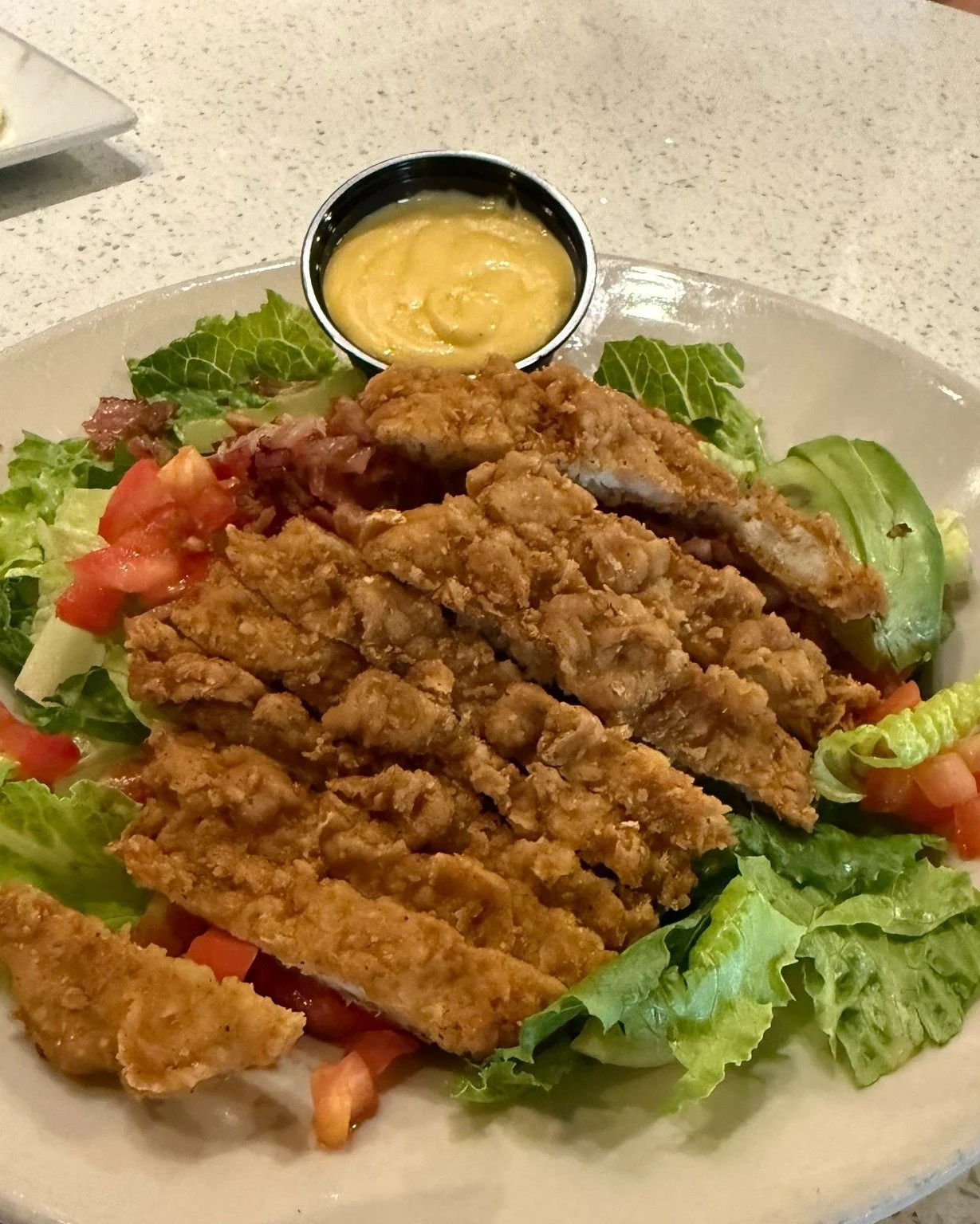 Lunch is served. 🥗🥪

From loaded burgers to fresh wraps, there&rsquo;s a seat (and a plate) waiting for you at Dreez. What are you diving into today?

Link in Bio!