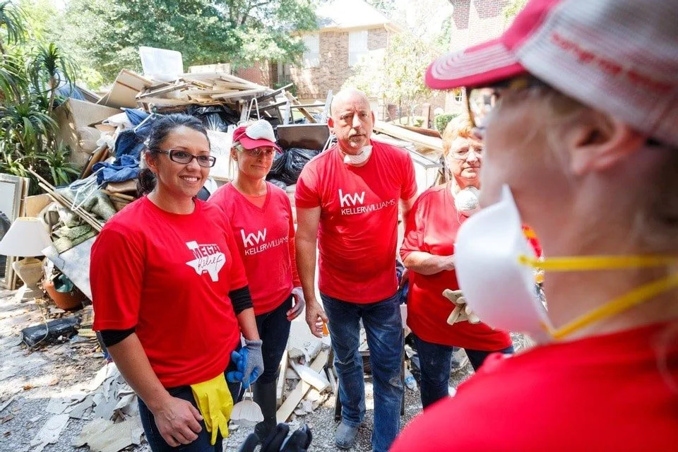 Volunteer.jpg