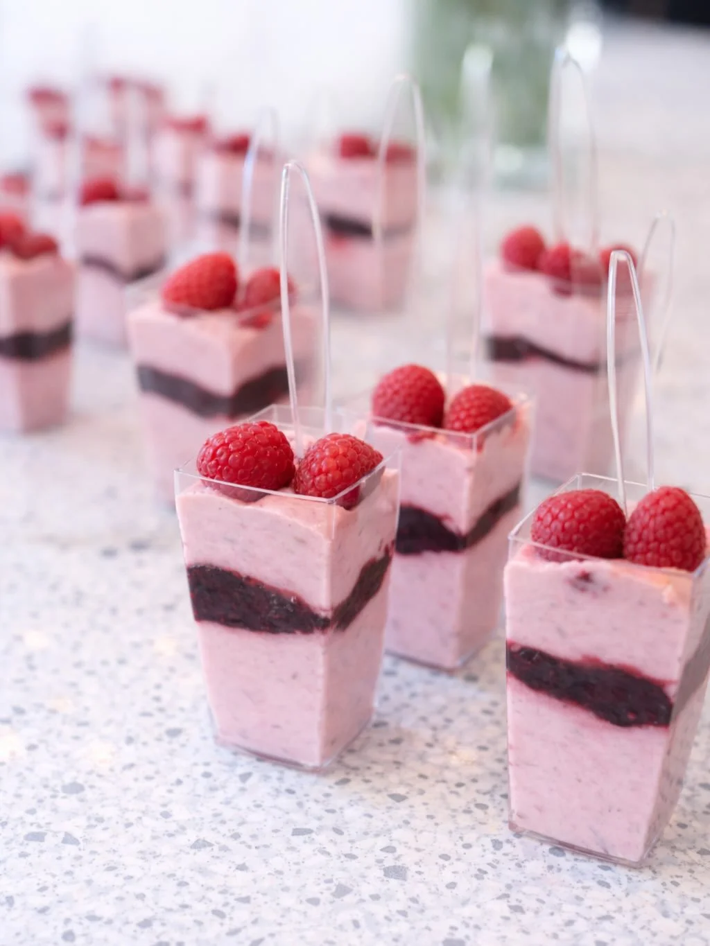 Package sizing options ‼️

Start your special day with something sweet. Now offering a selection of curated breakfast and dessert items designed for the wedding party to enjoy while getting ready. From delicate pastries, to freshly baked muffins to m