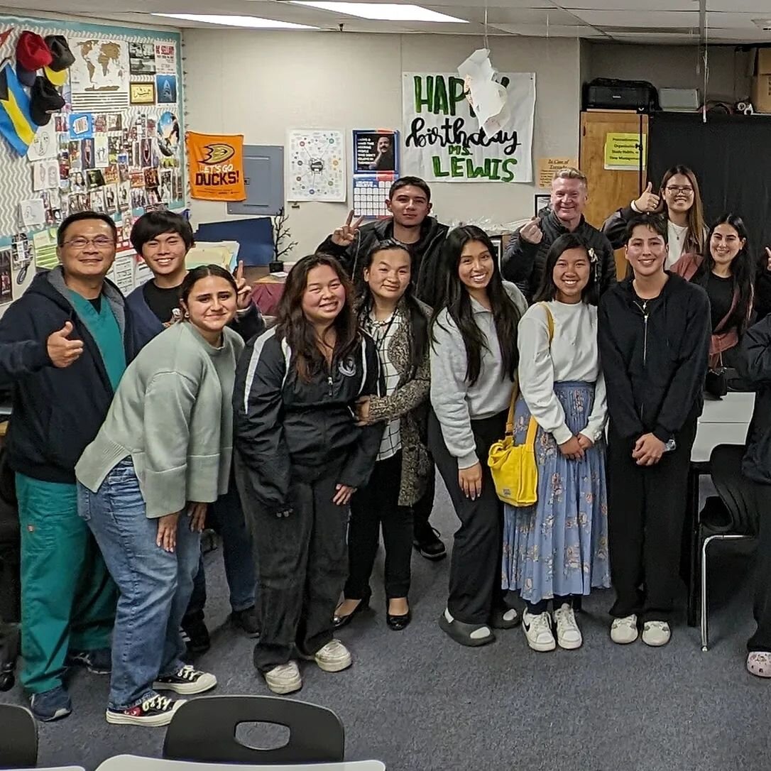 🫶🏻Last night, we held our first #StudentExchangeProgram parent/student meeting at #GardenGrove High School🇰🇷🇺🇲!! 

#southkorea #GGUSDPride 
#ggsistercity #gardengrovesistercity #gardengroveanyang #anyang #sistercities #nonprofitorganization #st