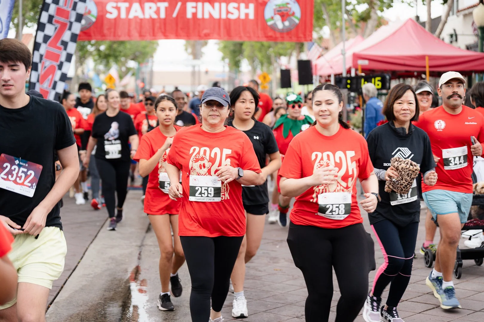5k Stomp 25_-0165.jpg